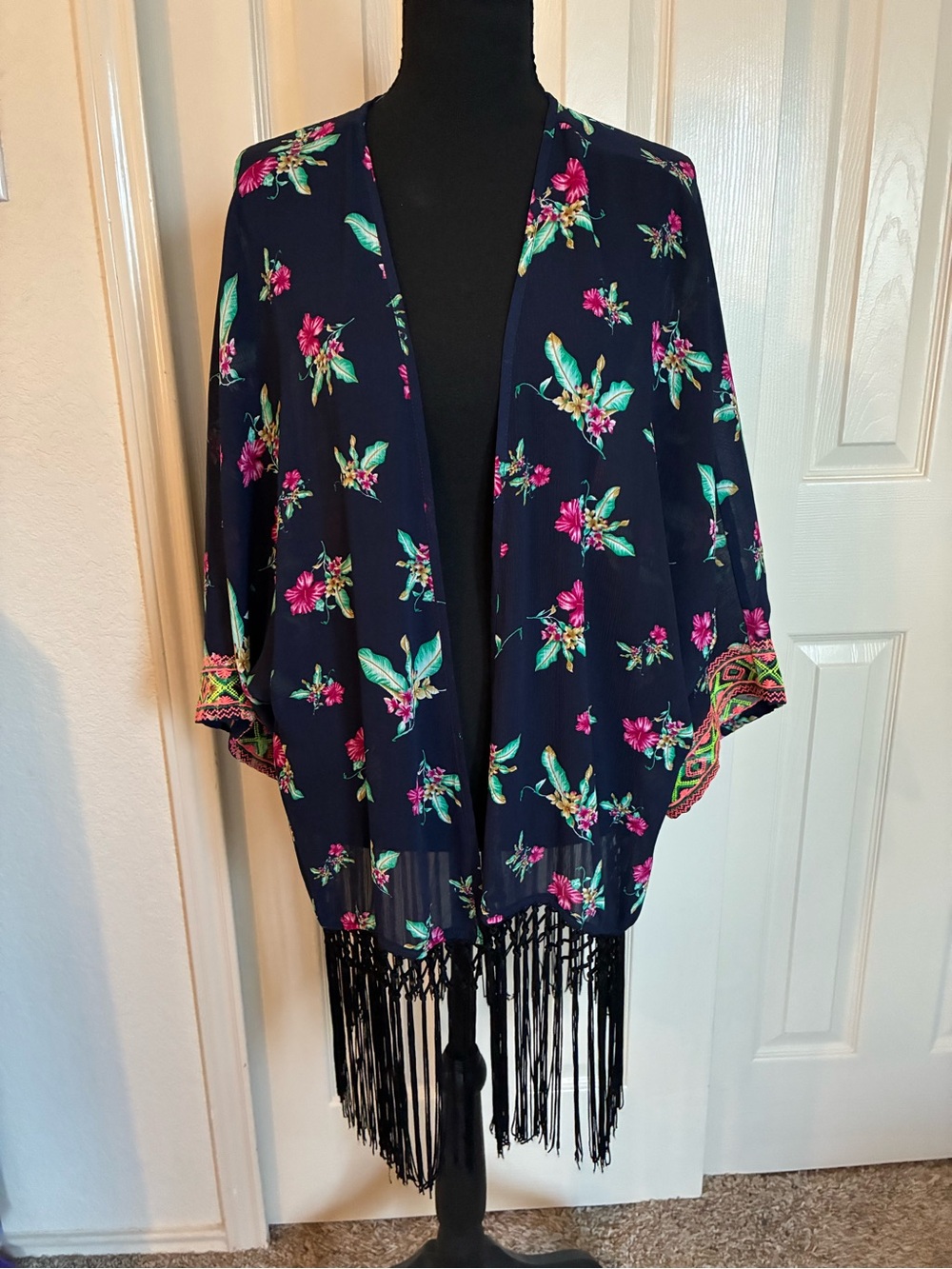 Vintage Sweet Rain Navy Floral Kimono with Fringe